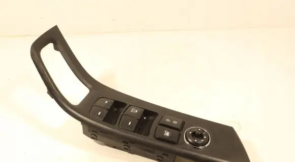 Hyundai Elantra Electric window control switch 935703X330