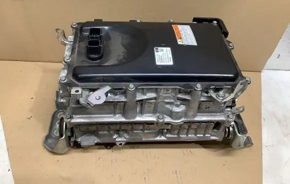 Toyota Prius (XW50) Voltage converter inverter G920047261 2321001722