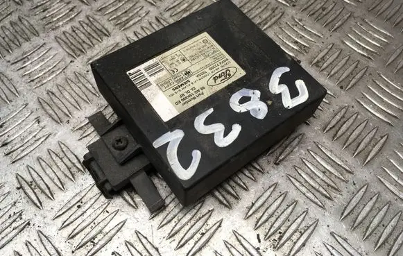 Ford Focus Comfort/convenience module 5WK47220D 98AG15K600ED DL008198