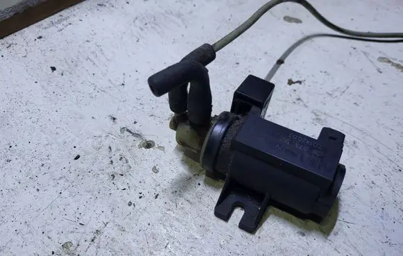 Opel Zafira B Turbo solenoid valve 55573362 171011