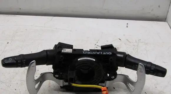 Mitsubishi Outlander Headlight wiper switch 8617A013