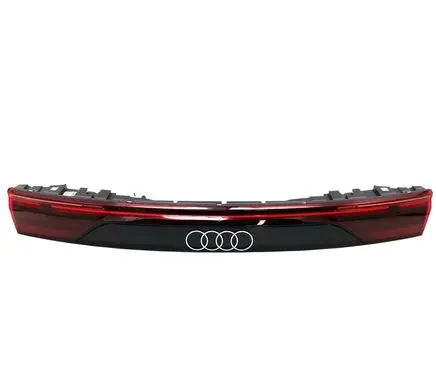 Audi Q8 Tailgate rear/tail lights 4M8945095BA
