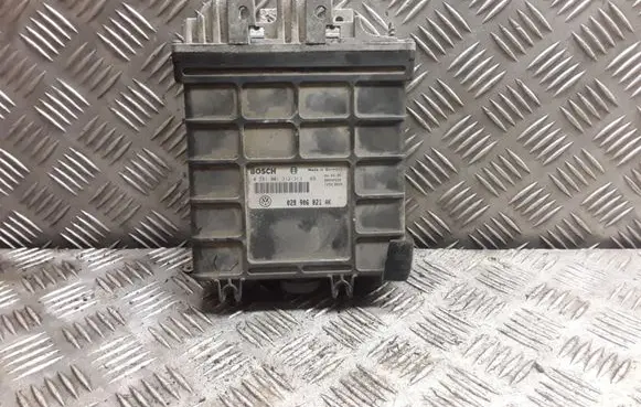 Volkswagen PASSAT B4 Engine control unit/module 0281001312 28SA2506 028906021AK
