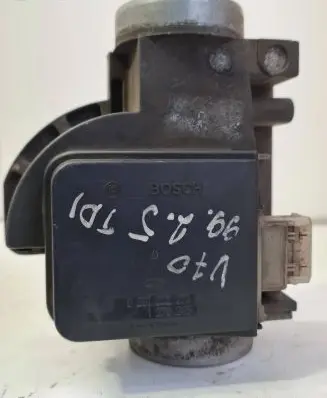 Volvo S70 V70 V70 XC Mass air flow meter 0281002074 1275245