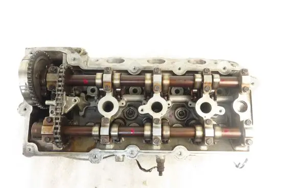 Chrysler 300M Engine head 4663697