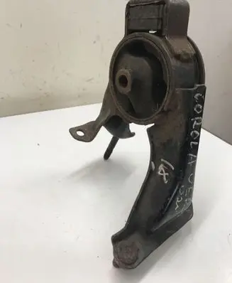 Toyota Corolla Verso E121 Engine mount bracket 1237127020