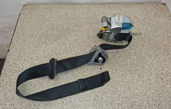 KIA Rio Front seatbelt 888701W730 888801W730 3533