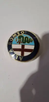 Alfa Romeo Giulietta Original wheel cap D418
