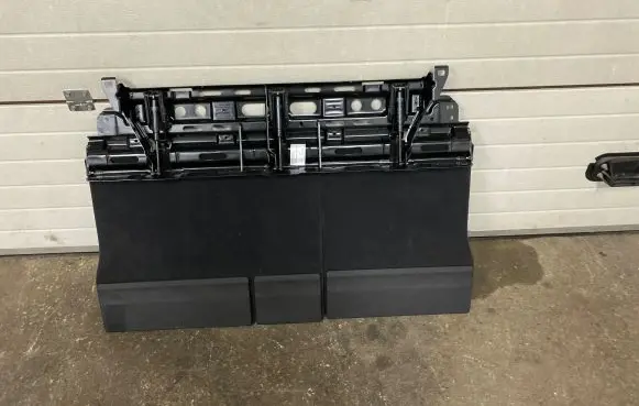 BMW 5 GT F07 Trunk separation 9167384