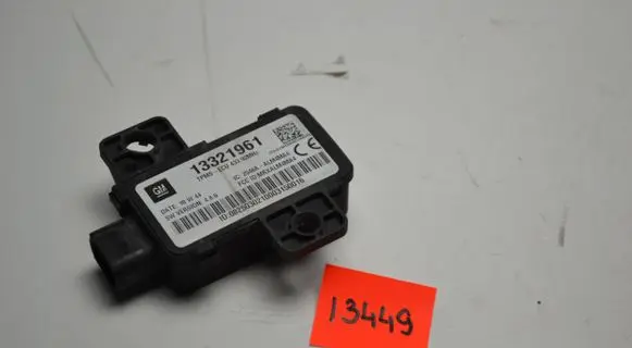 Opel Astra J Tire pressure control unit 13321961 43392MHZ 2546AALM4MA4