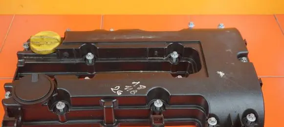 Opel Insignia A Rocker cam cover ZAWOROW 18MB26
