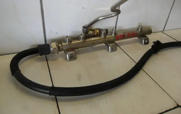 BMW 3 E90 E91 Fuel main line pipe 456198601