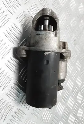 Audi A6 S6 C6 4F Starter motor 0001108405