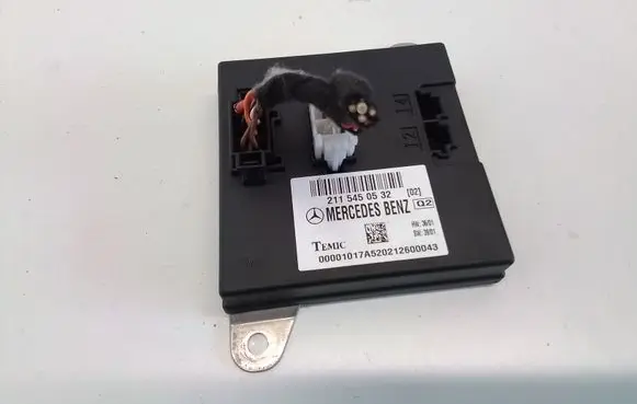 Mercedes-Benz E W211 Comfort/convenience module 2115450532