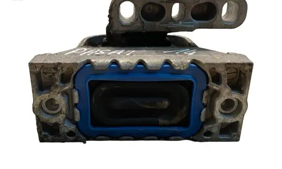 Volkswagen PASSAT B7 Engine mount bracket 1K0199262