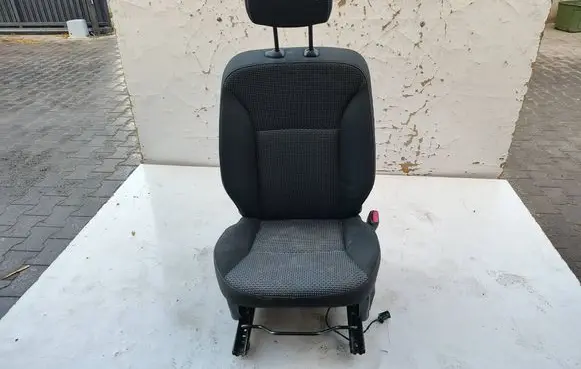 Mercedes-Benz Citan W415 Front passenger seat 