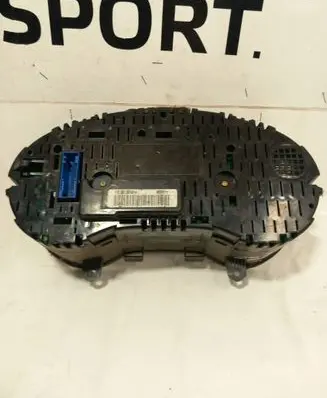 Audi A3 S3 8P Speedometer (instrument cluster) 8P0920981A