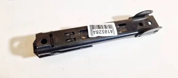 Skoda Octavia Mk2 (1Z) Seat belt adjustment rail 502007010176