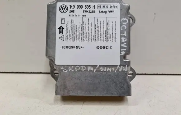 Skoda Octavia Mk2 (1Z) Airbag control unit/module 1K0909605H 5WK43411