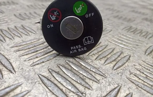 Fiat Croma Passenger airbag on/off switch 46818777