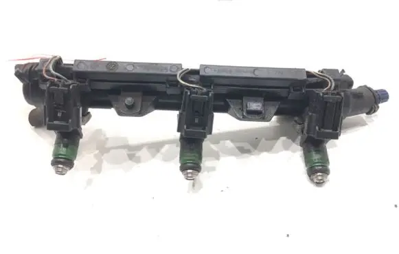 Volkswagen Polo IV 9N3 Fuel main line pipe 03E133320