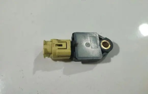 Hyundai i30 Airbag deployment crash/impact sensor 959202H000