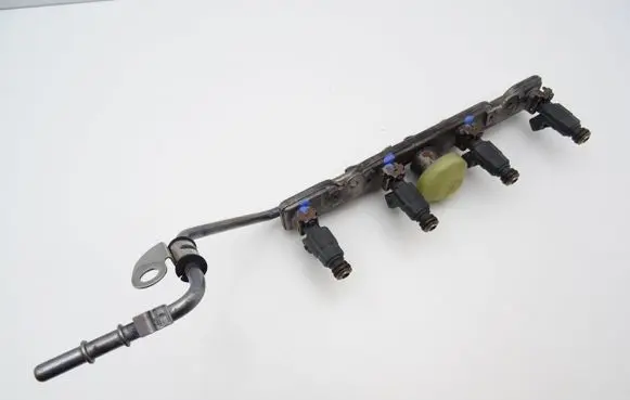 Fuel main line pipe