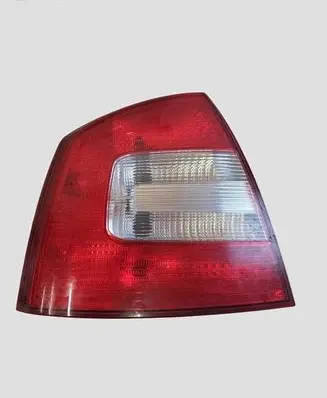 Skoda Octavia Mk2 (1Z) Rear/tail lights 1Z5945095B 1Z5945111B