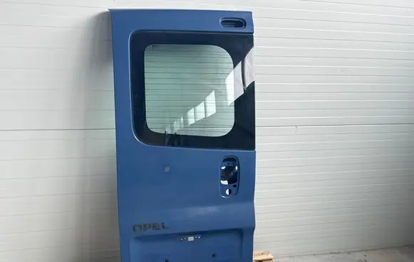 Opel Vivaro Back/rear loading door 