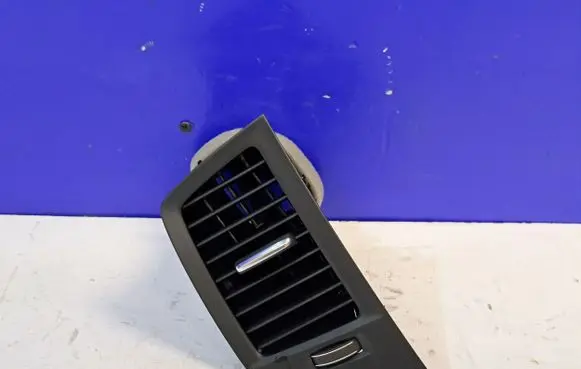 Volvo XC90 Dashboard air vent grill cover trim 31417383