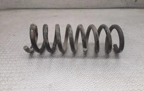 Mercedes-Benz C W203 Rear coil spring