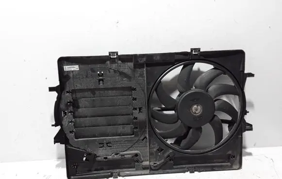Audi Q5 SQ5 Radiator cooling fan shroud 8K0121003L