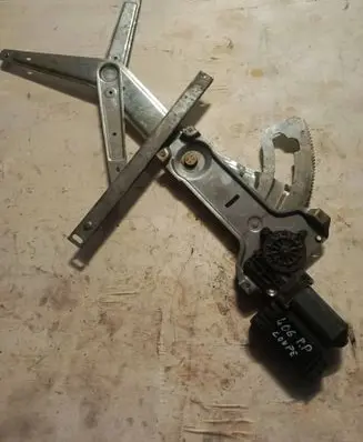 Peugeot 406 Front door electric window regulator 0130821693