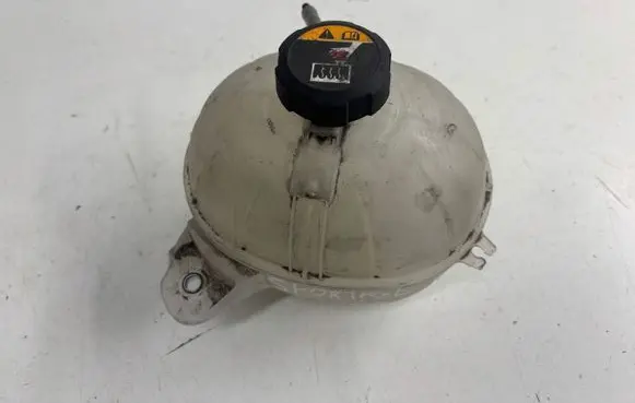 KIA Sportage Coolant expansion tank/reservoir 25430D3500