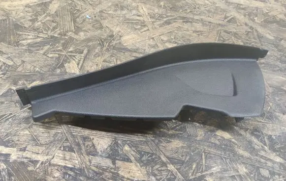 BMW 2 F46 Dashboard side end trim 9262979