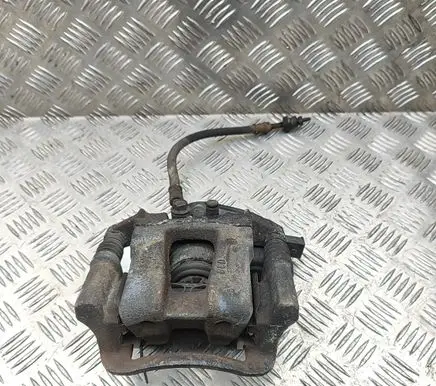 Hyundai i40 Rear brake caliper 582303Z760