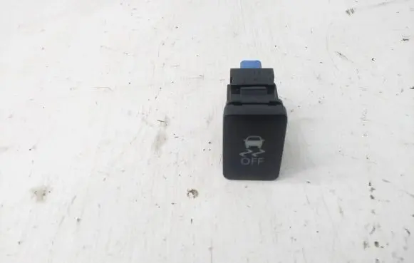 Mitsubishi Outlander ESP (stability program) switch 