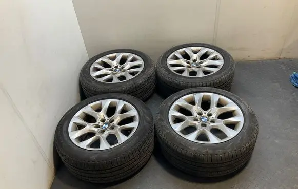 BMW X5 E70 R19 alloy rim 6788007