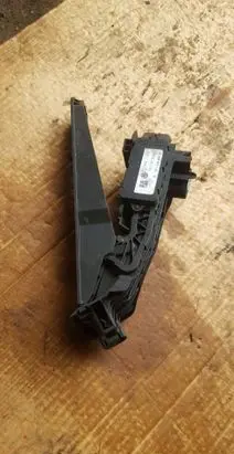 Volkswagen PASSAT B6 Accelerator throttle pedal 1K1721503L