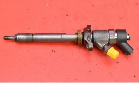 Peugeot 307 CC Fuel injector 0445110188