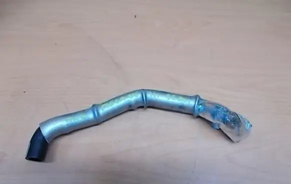 Renault Megane III Engine coolant pipe/hose