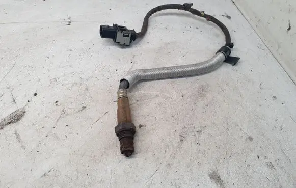 Mercedes-Benz C W205 Lambda probe sensor A0005423100