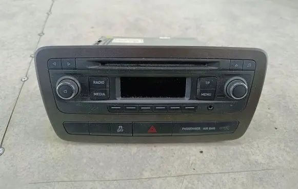 Seat Ibiza IV (6J,6P) Radio/CD/DVD/GPS head unit 6J0035156