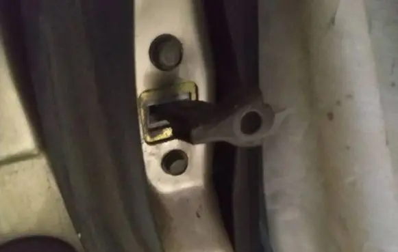 Nissan Murano Z50 Rear door check strap stopper