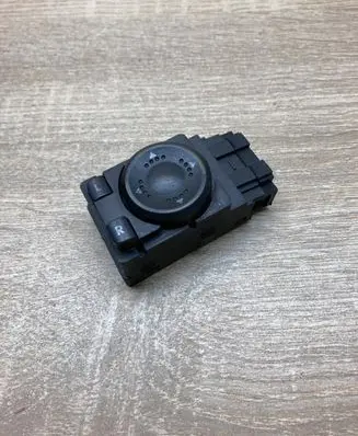 Volkswagen PASSAT B3 Wing mirror switch 3B1959565B