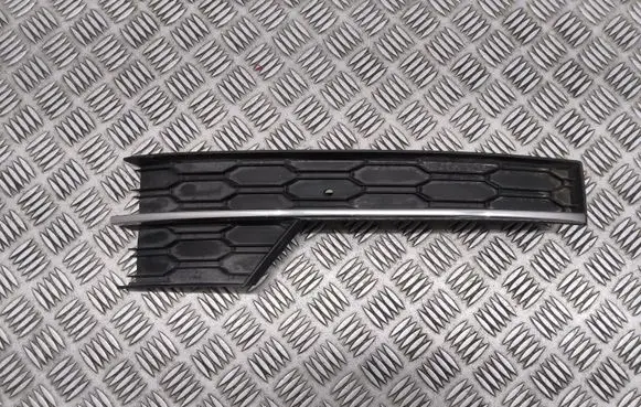 Skoda Octavia Mk3 (5E) Front bumper lower grill 5E0807682G