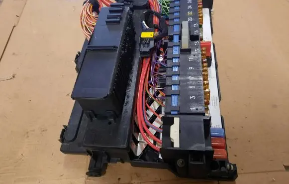 BMW X3 E83 Fuse box set 8364542