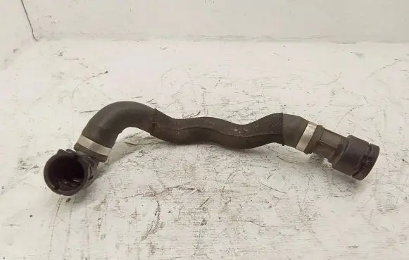 Mercedes-Benz E W238 Engine coolant pipe/hose