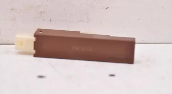 Lexus RX 450H Aerial antenna amplifier 09036259 PA66GF33
