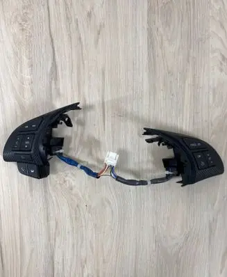 Mazda CX-5 Steering wheel buttons/switches 75J493 BNP4